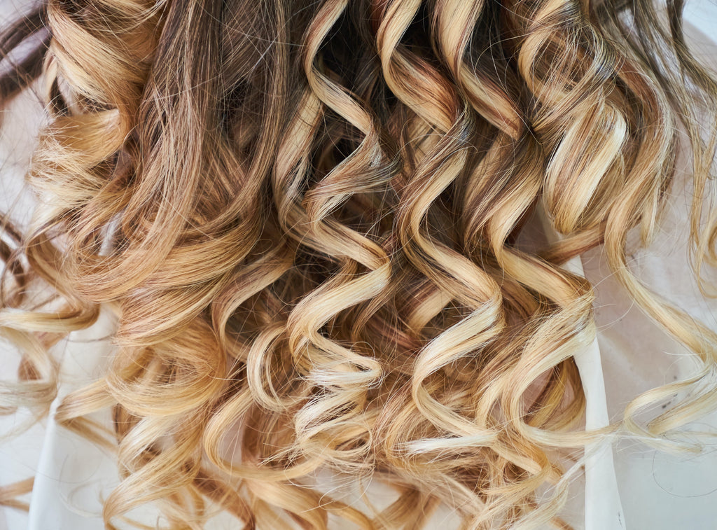 curly hair woman 