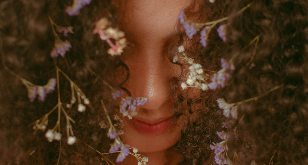 type three curly hair flowers